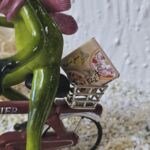 GLF2004 Gl&uuml;cksfrosch Pizza-Pote mit rotem Fahrrad und Pizzaschachtel