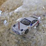 GLF1018 Edleglasflasche mit Porsche GT/RS Racingteam