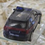 GLF1027 Edelglasflasche BMW X5 Polizei