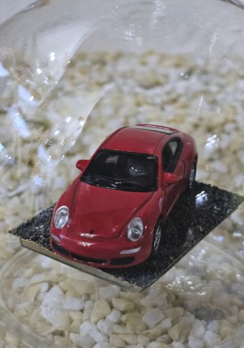 GLF1040 Edelglasflasche mit Porsche 911 Carrera rot