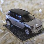 GLF1046 Edelglasflasche mit Mini Cooper SW