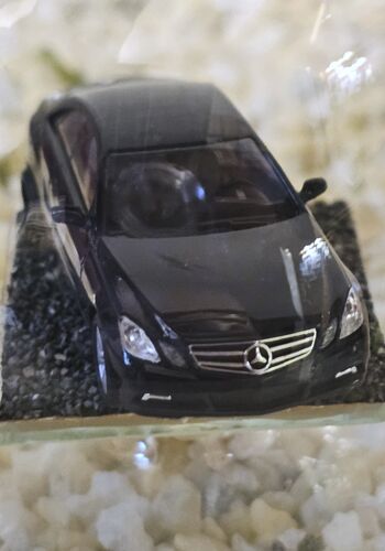 GLF1049 Edelglasflasche mit Mercedes Limusine