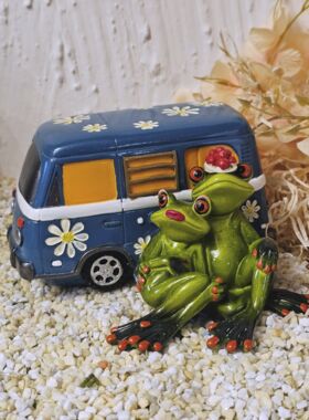 Gl&uuml;cksfr&ouml;sche mit Campingbus