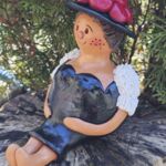 TF1005 Tonfigur Schwarzw&auml;lderin dunkel