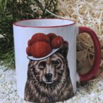 SCHWT2000 Schwarzwald B&auml;r roter Rand roter Henkel