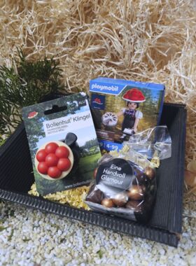 Geschenkbox Schwarzwald mit Playmobil Mariele 2