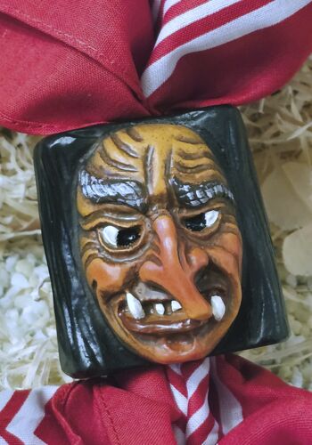 SCHH1015 Schalhalter Waldhexe