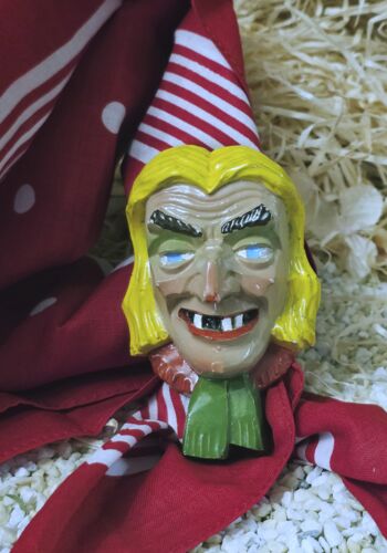 SCHH1017 Schalhalter Hexe 7