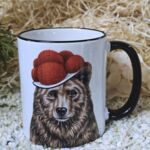 SCHWT2005 Schwarzwaldtasse B&auml;r schwarzer Rand schwarzer Henkel