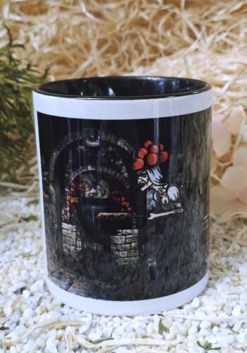 SCHWT2008 Hexentasse Hexe am Backofen