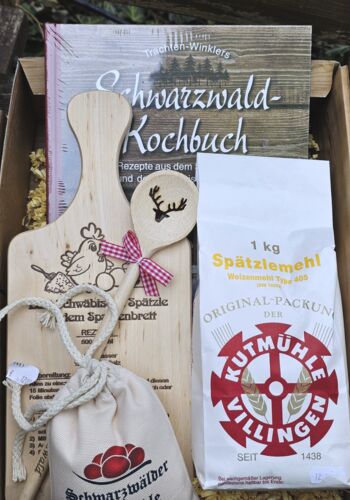 SCHB1001 Schwarzw&auml;lder Sp&auml;tzle Box mit Schwarzwaldkochbuch