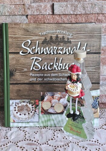 KB10005 Schwarzw&auml;lder Backbuch mit Kirschwasserwasser B&auml;umle Magnet Schwarzwaldm&auml;del