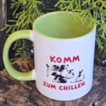 SWT10006 Schwarzwaldtasse Komm zum Chillen r&uuml;n