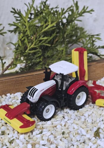 Siku10032 Siku 1672 Traktor Styrer mit P&ouml;ttlinger M&auml;hwerkskombination