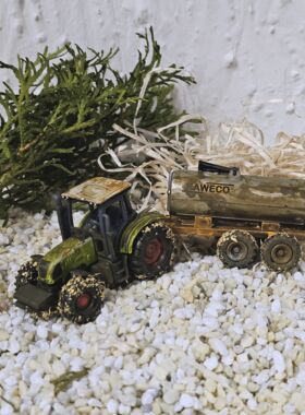 Siku Traktor mit Vakuum Fasswagen Vintage